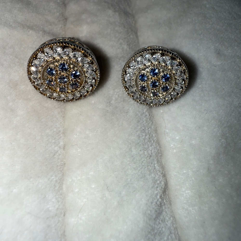 Silver Stud Earrings